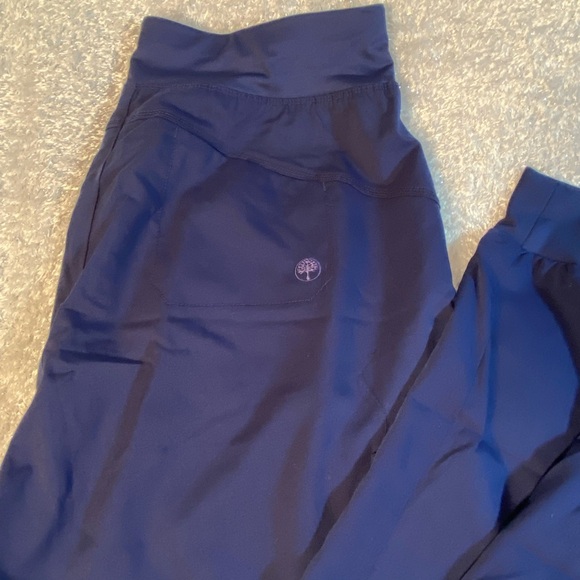Purple Label scrubs bottoms pants - Picture 4 of 14